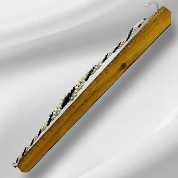 VINTAGE RMN Roman Co Black White Twisted 3-Strand Faux Pearl Necklace 16.5" - Picture 5 of 5